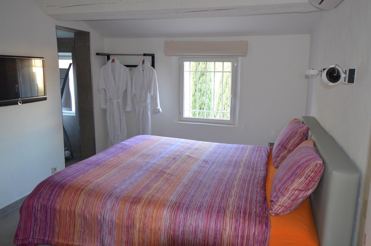 라 카디에르 다쥐르 Domaine De Claude B&B 외부 사진